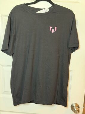 Messi Men's Short-Sleeve Tee with Pink Emblem